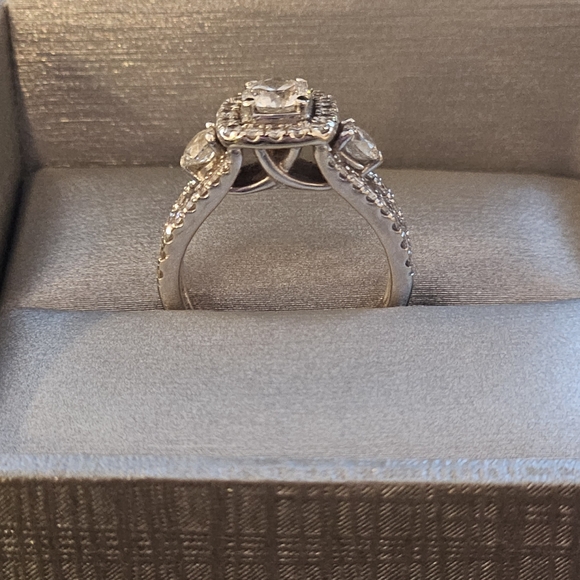 ESTATE SALE Certified Celebration Ring 14KT w/ 51 Diamonds-Engagement-Sz 6.5 - Picture 10 of 13